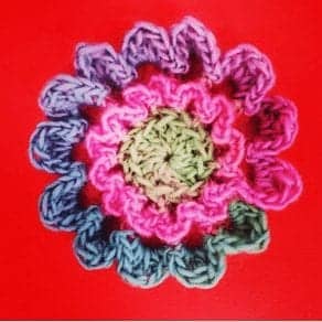 Crochet 3D flower free pattern